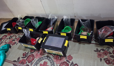 Bibit maggot BSF, kandang/biopond, dan peralatan pendukung budidaya yang disiapkan untuk mendukung penerapan hasil pelatihan oleh peserta.